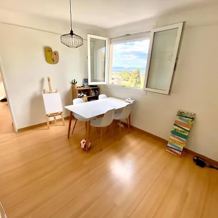 Confortable Avec Vue Daire *